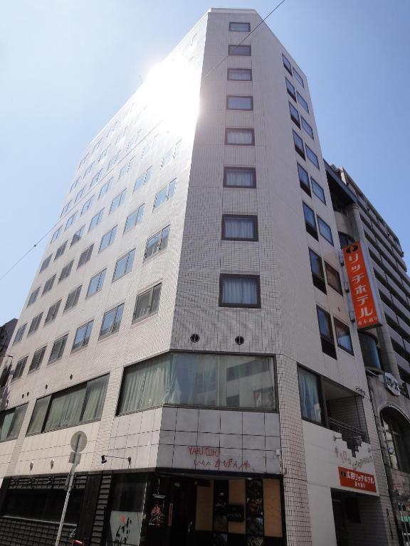 Hiroshima Rich Hotel Esterno foto